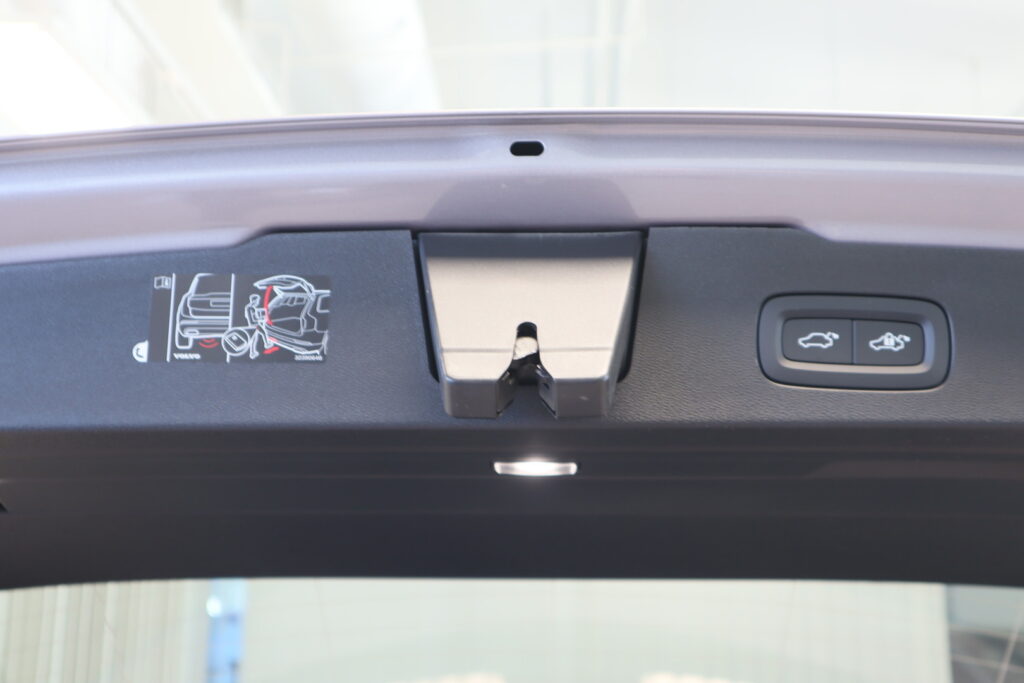 Volvo V60, image 10