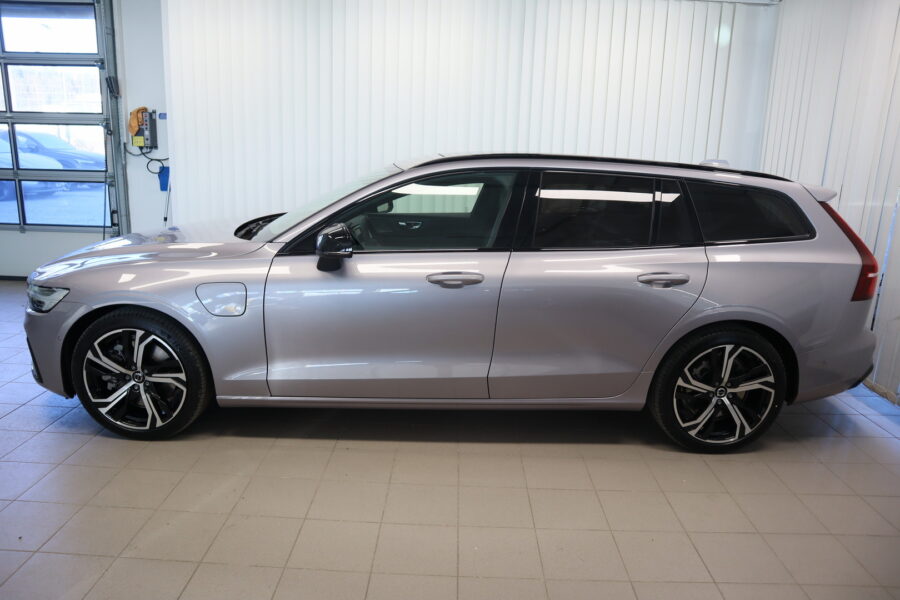 Volvo V60, image 2