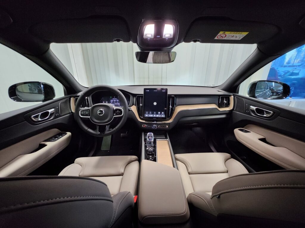 Volvo XC60, image 10