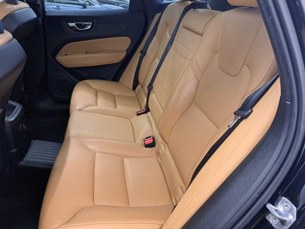 Volvo XC60, image 11