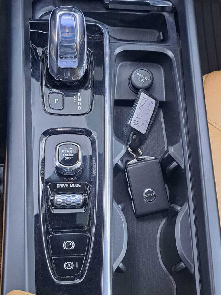 Volvo XC60, image 20