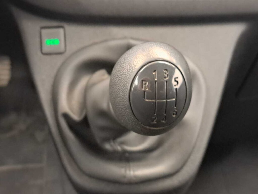 Renault Trafic, image 16