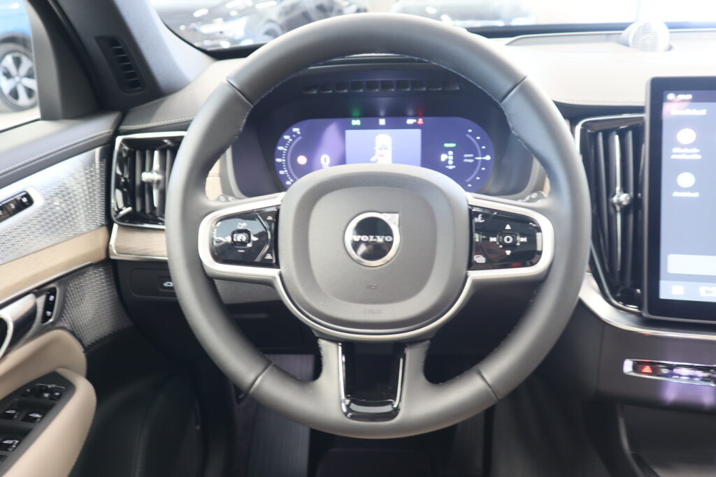 Volvo XC90, image 13