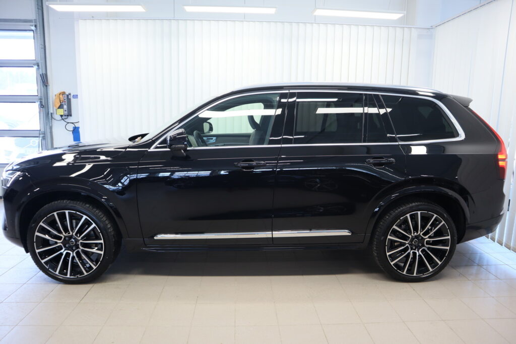 Volvo XC90, image 2