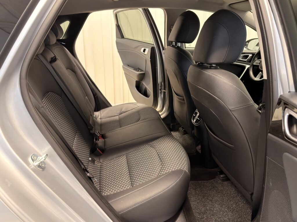 Kia Ceed, image 9