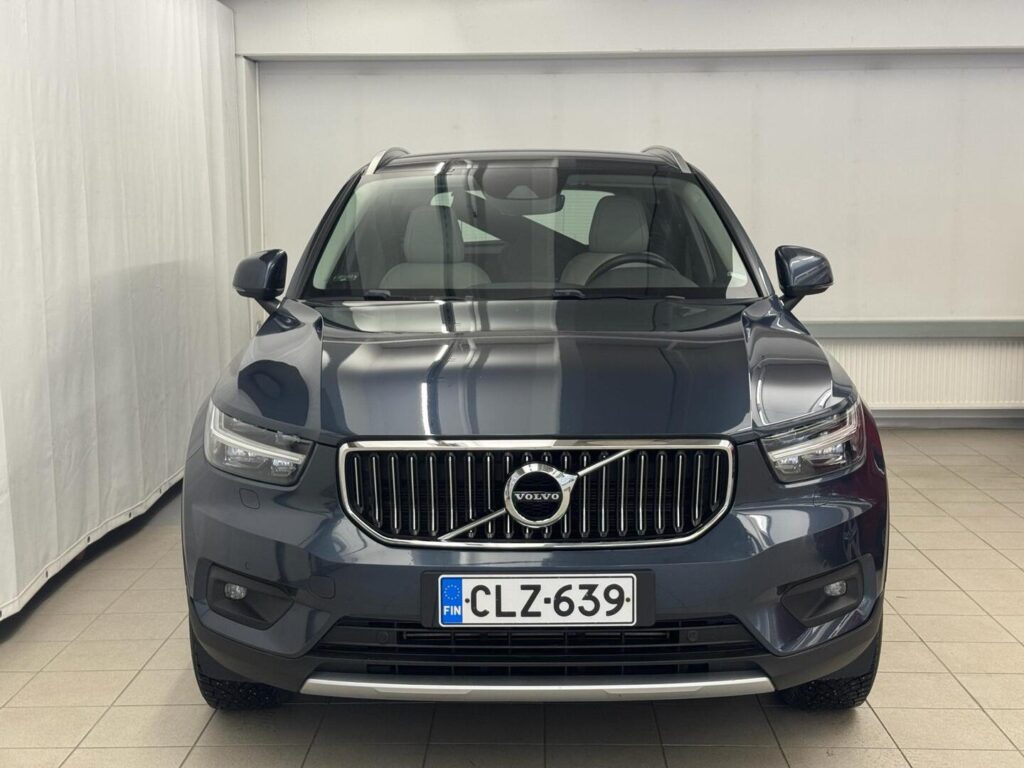 Volvo XC40, image 2