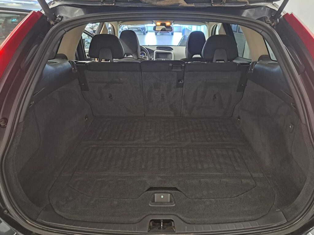 Volvo XC60, image 10