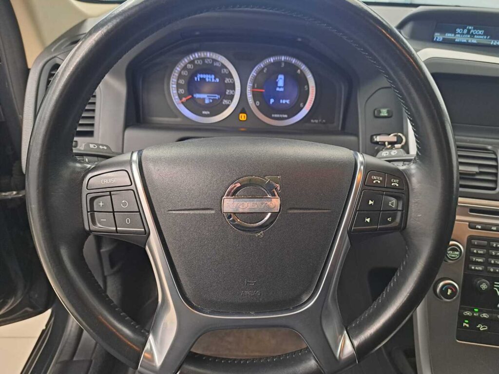 Volvo XC60, image 11