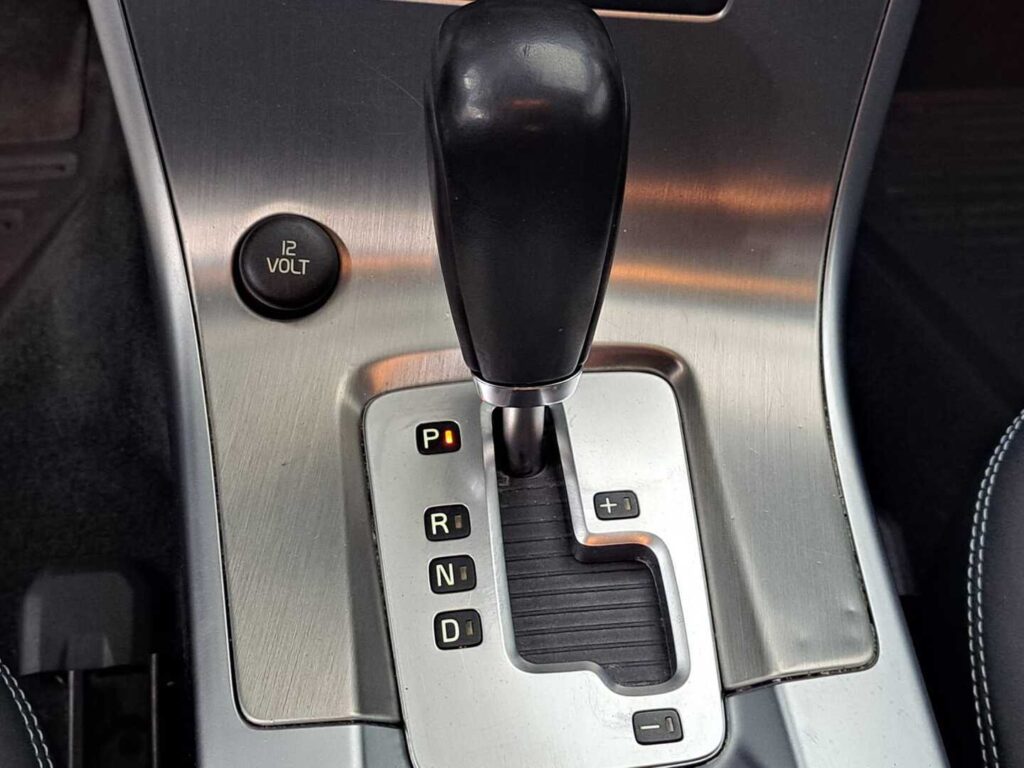 Volvo XC60, image 16