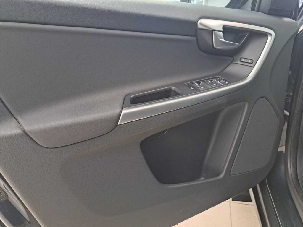 Volvo XC60, image 20