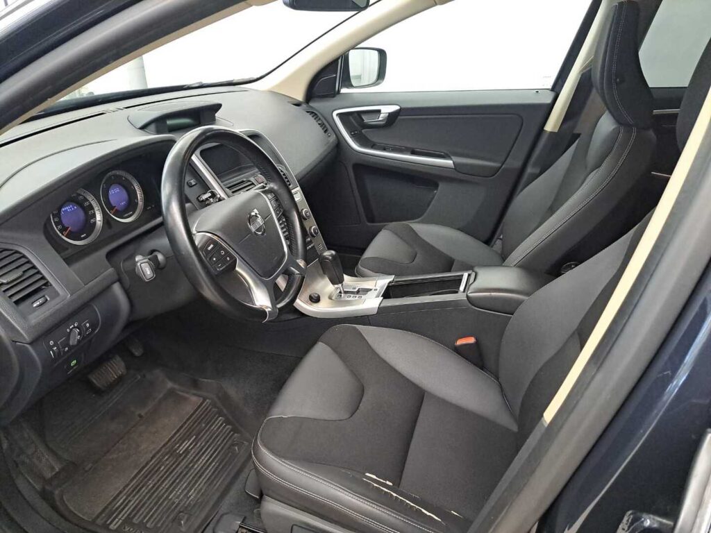 Volvo XC60, image 7