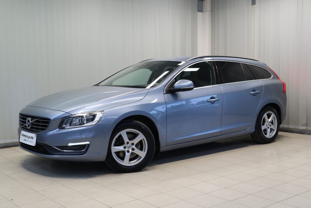 Volvo V60, image 2
