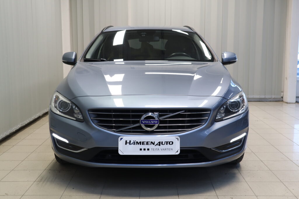 Volvo V60, image 3