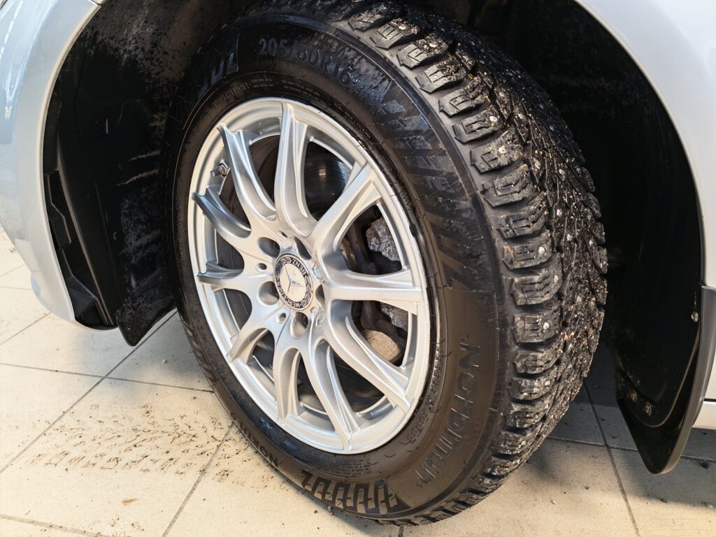 Mercedes-Benz C, image 20