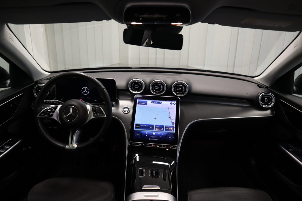 Mercedes-Benz C, image 24