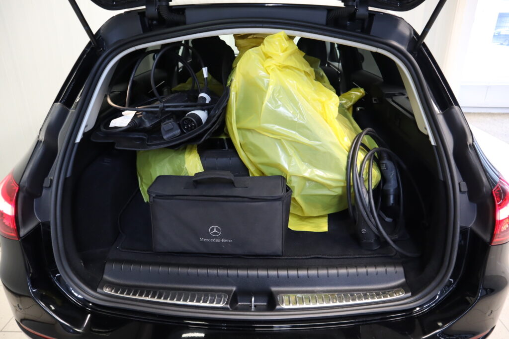 Mercedes-Benz C, image 28