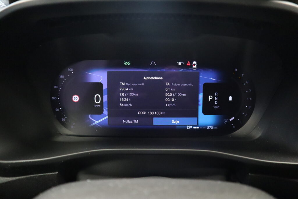 Volvo XC40, image 12