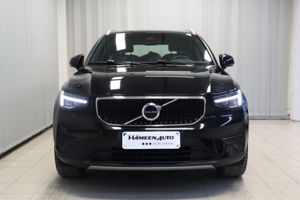 Volvo XC40, image 3