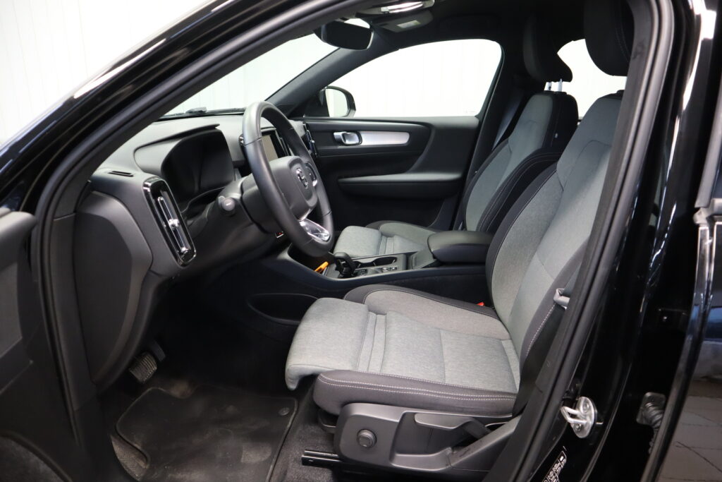 Volvo XC40, image 9