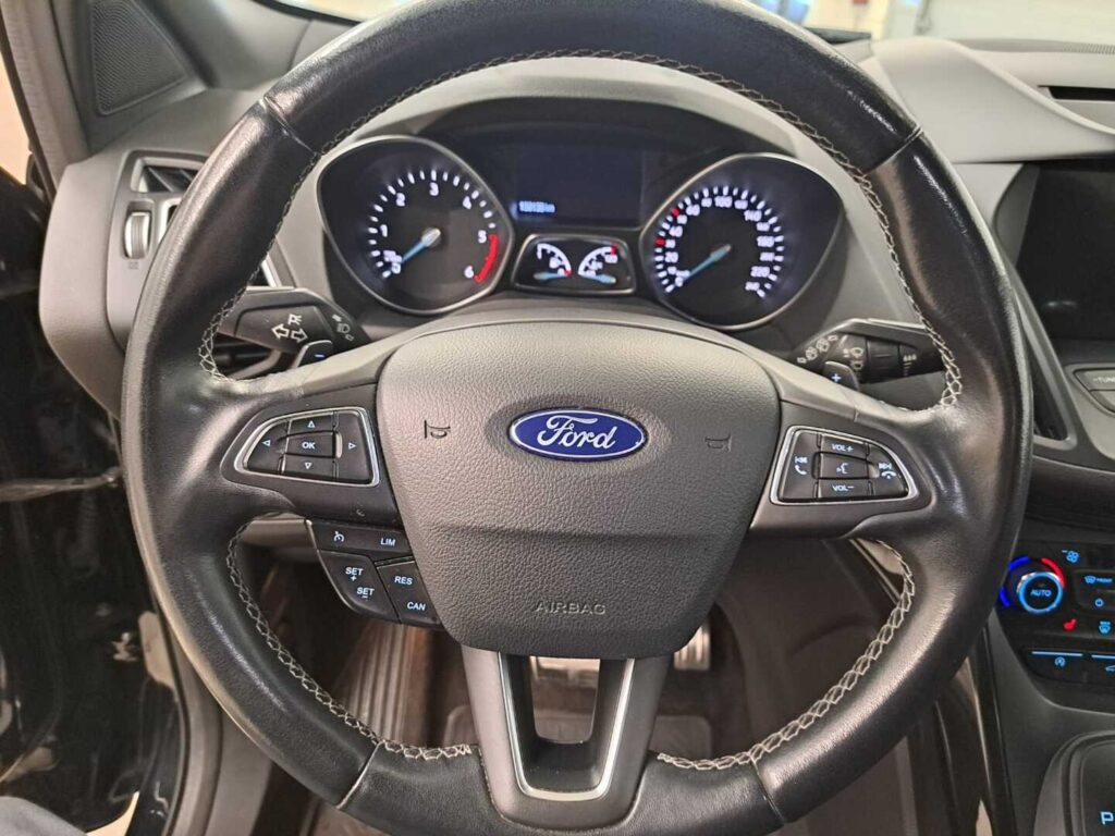 Ford Kuga, image 13