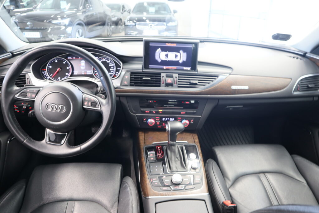 Audi A6, image 12