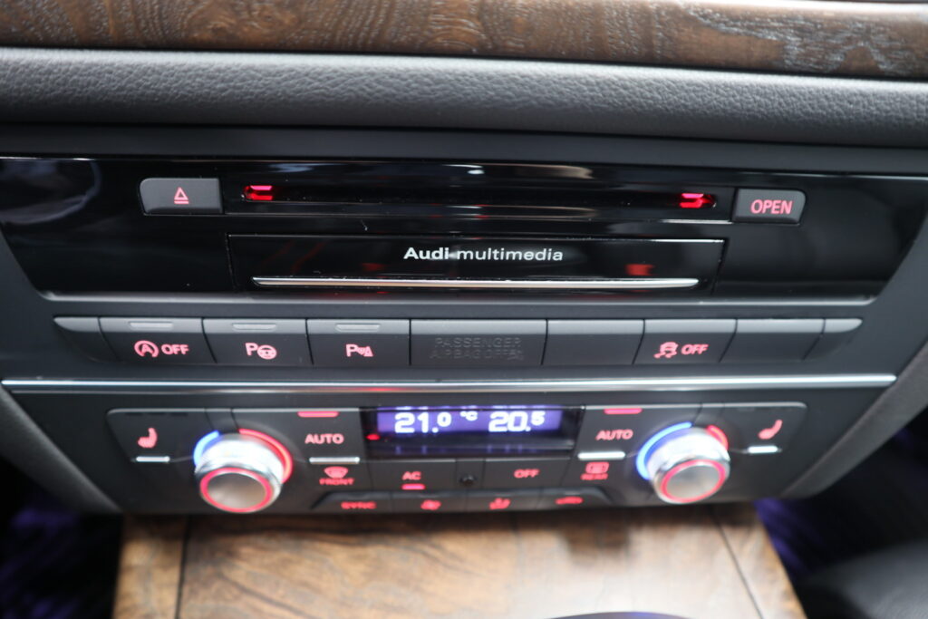 Audi A6, image 15