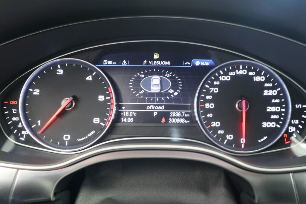 Audi A6, image 16