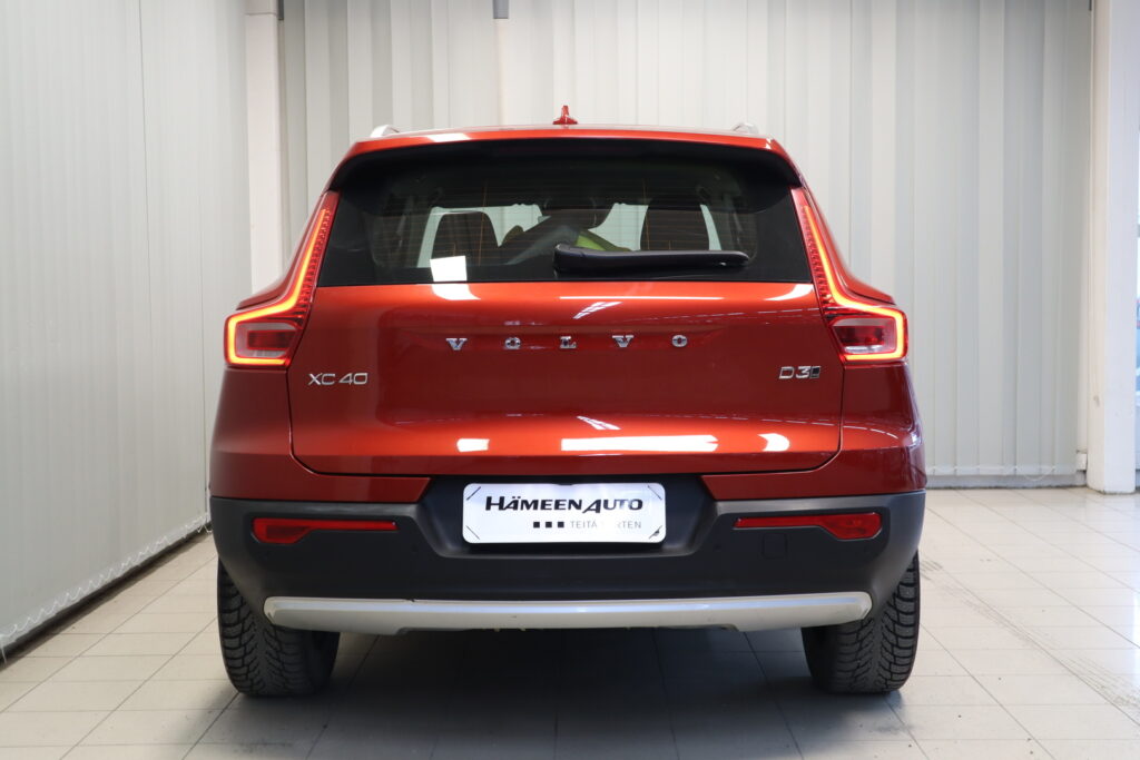 Volvo XC40, image 8