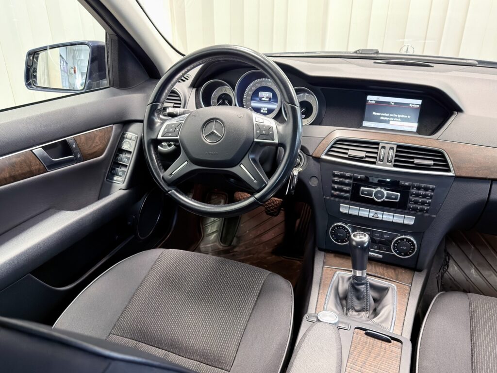 Mercedes-Benz C, image 11