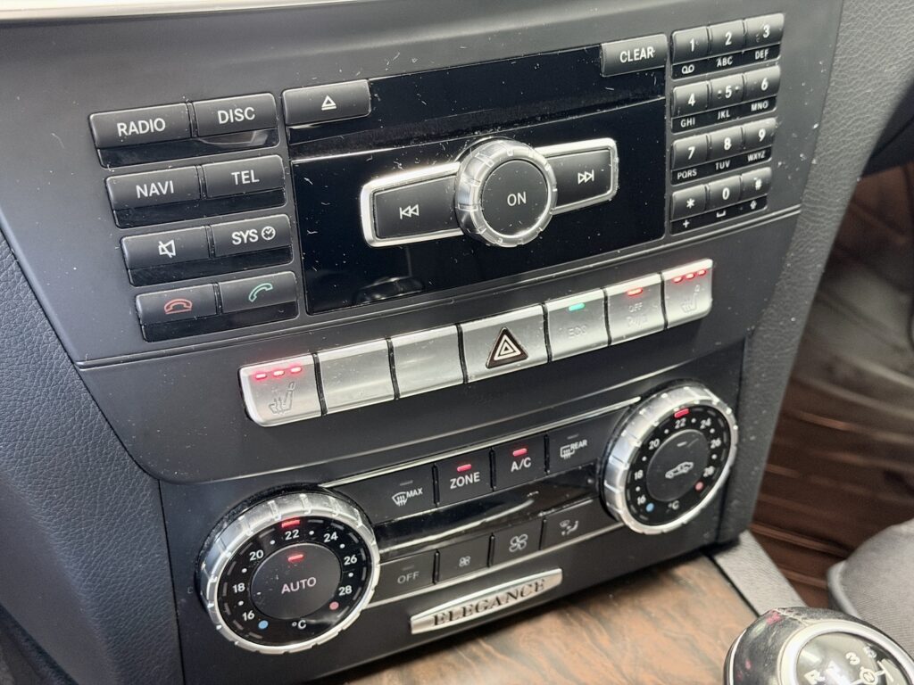 Mercedes-Benz C, image 20