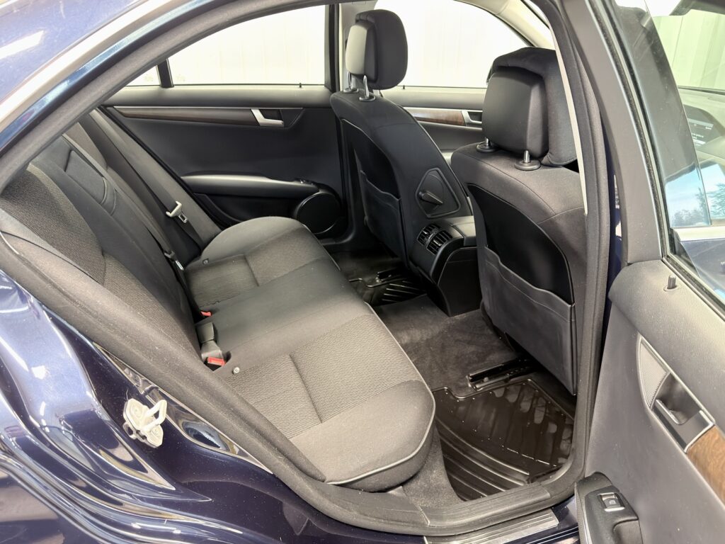 Mercedes-Benz C, image 8