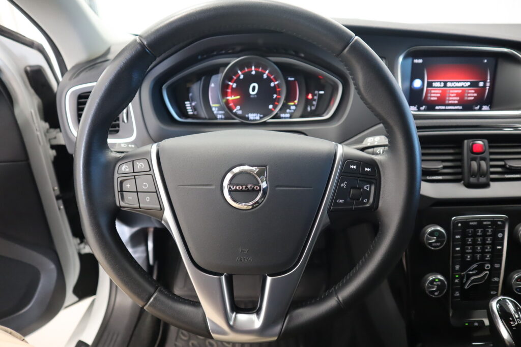 Volvo V40, image 10