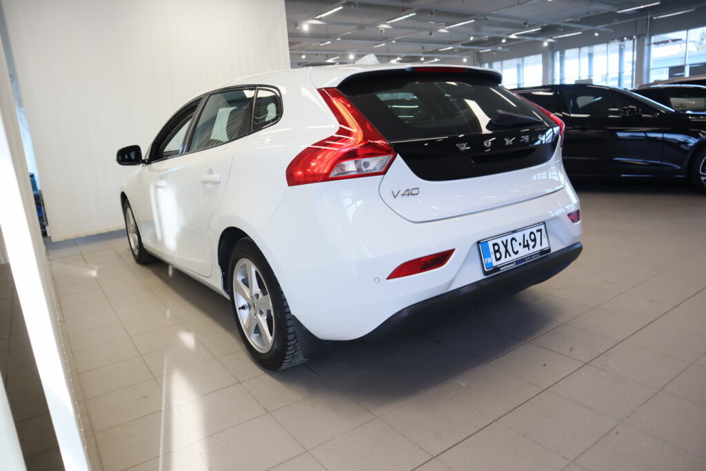 Volvo V40, image 6