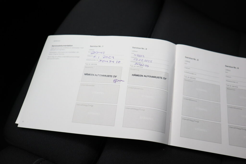 Volvo XC40, image 25