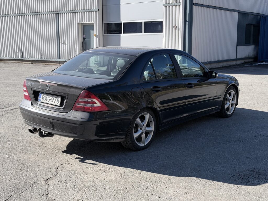 Mercedes-Benz C, image 2