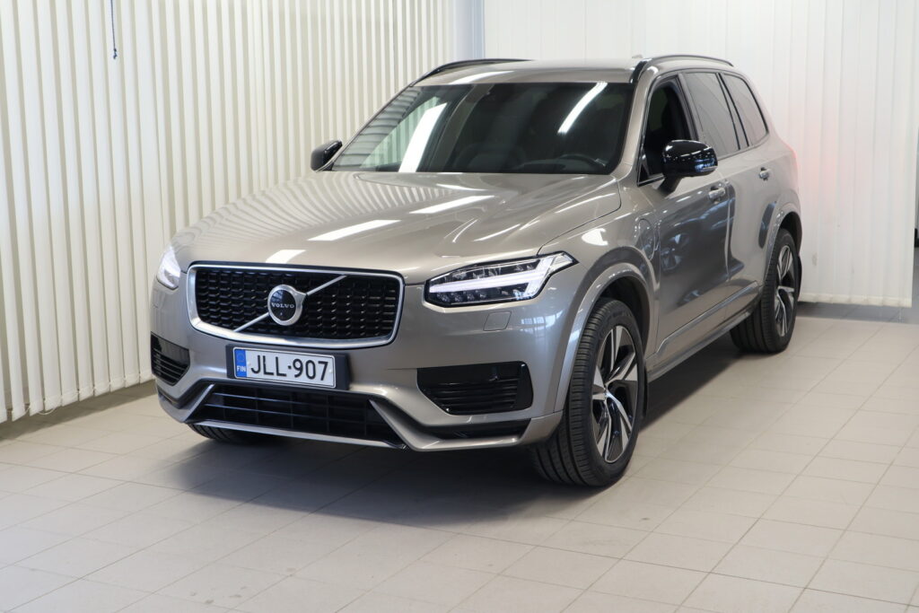 Volvo XC90, image 1