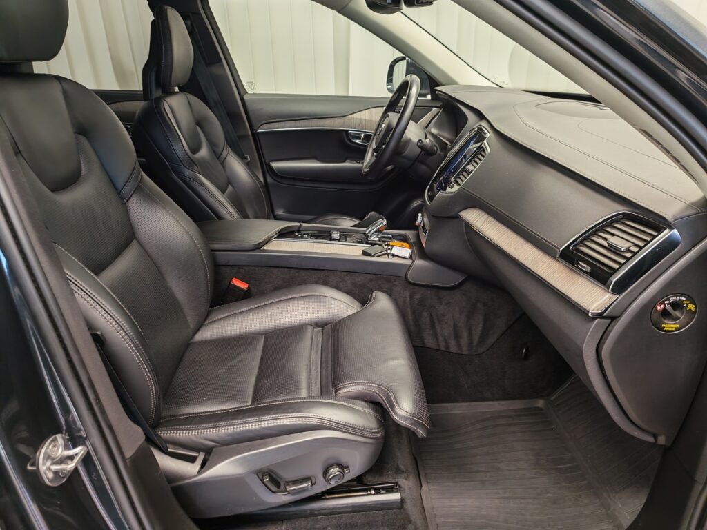 Volvo XC90, image 11