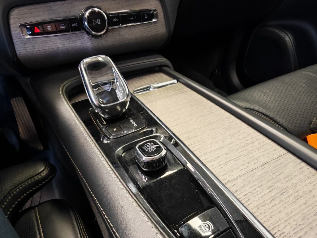 Volvo XC90, image 21