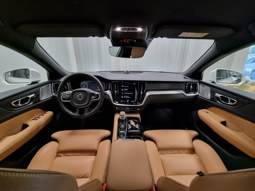 Volvo V60, image 9
