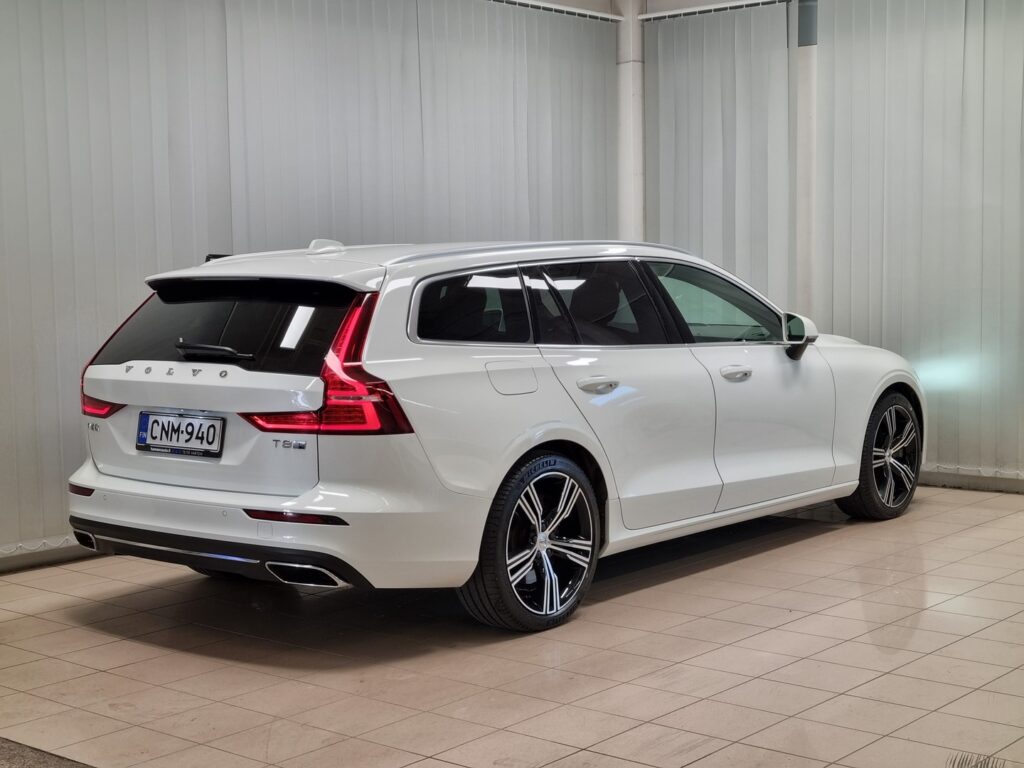 Volvo V60, image 4