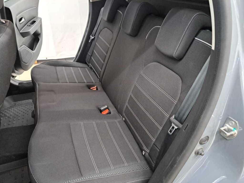 Dacia Duster, image 12