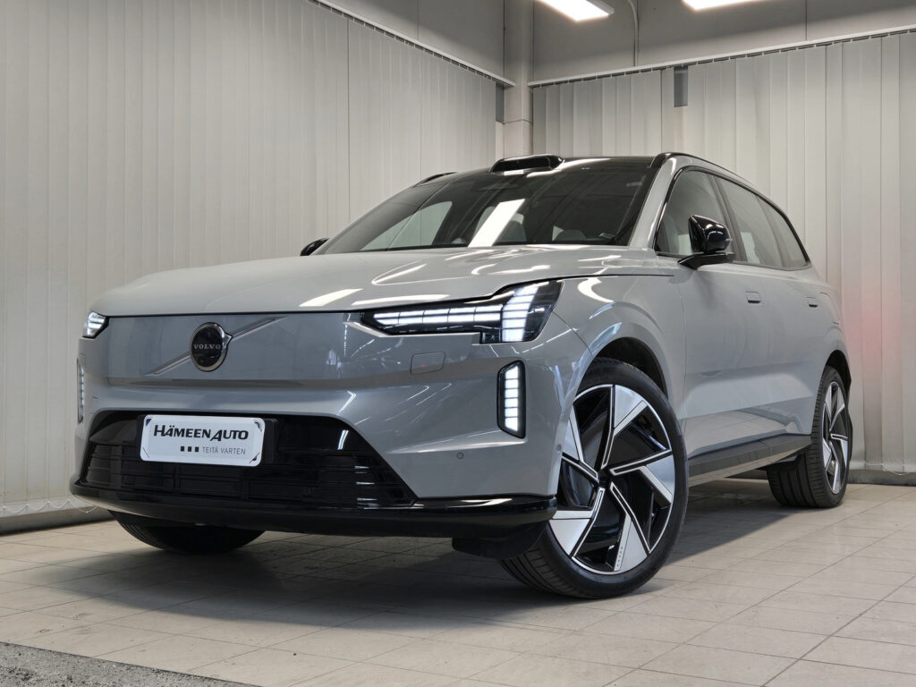 Volvo EX90, image 3