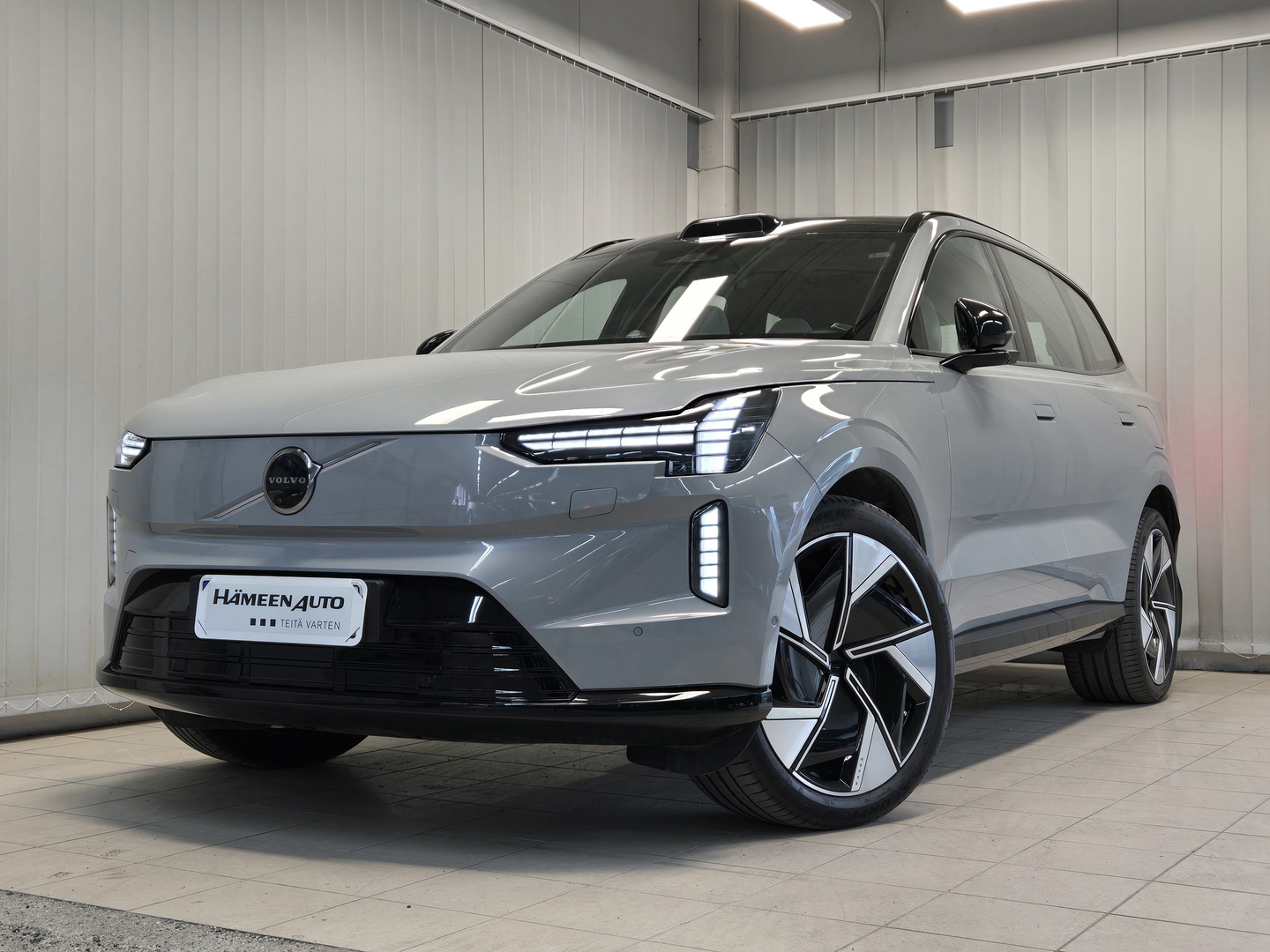 Volvo EX90 Twin Performance Ultra 2025, kuva 3/21