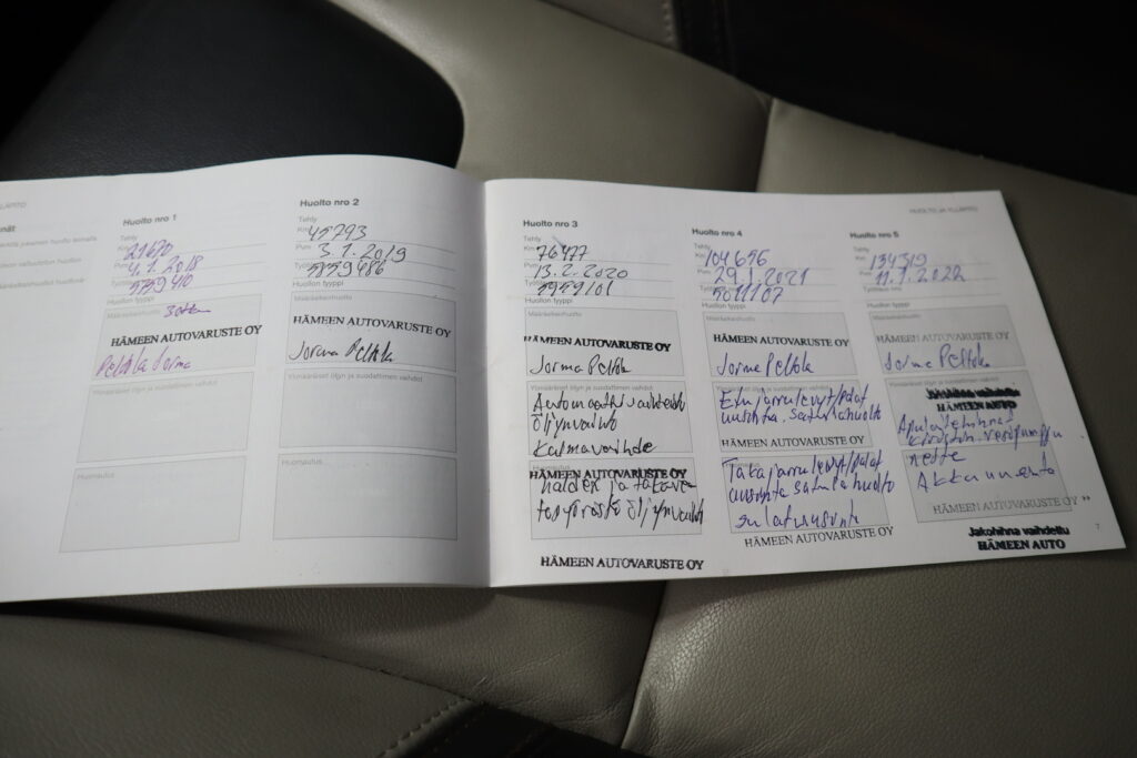 Volvo V60 Cross Country, image 7