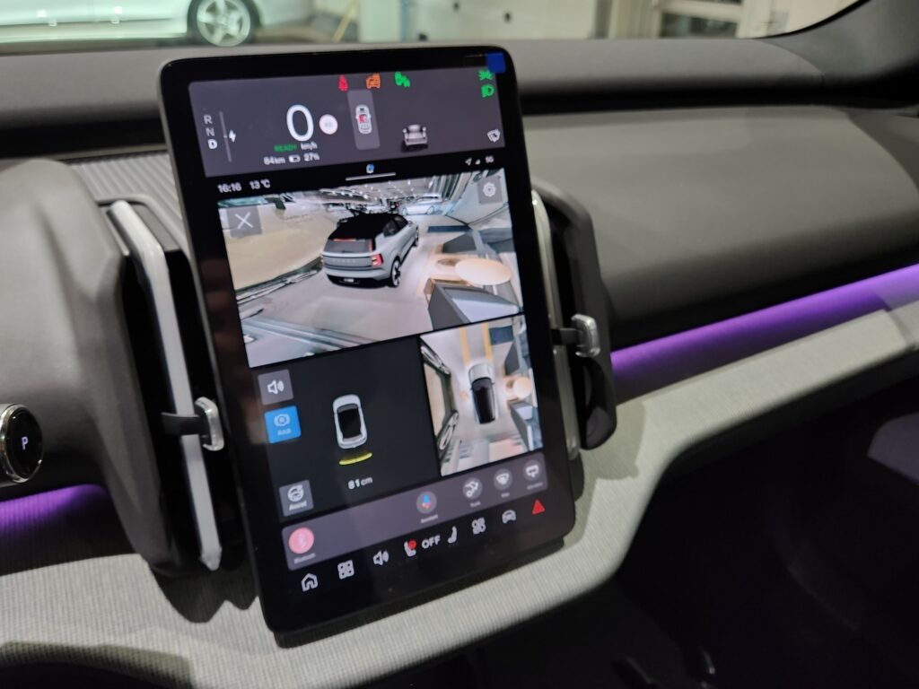 Volvo EX30, image 20