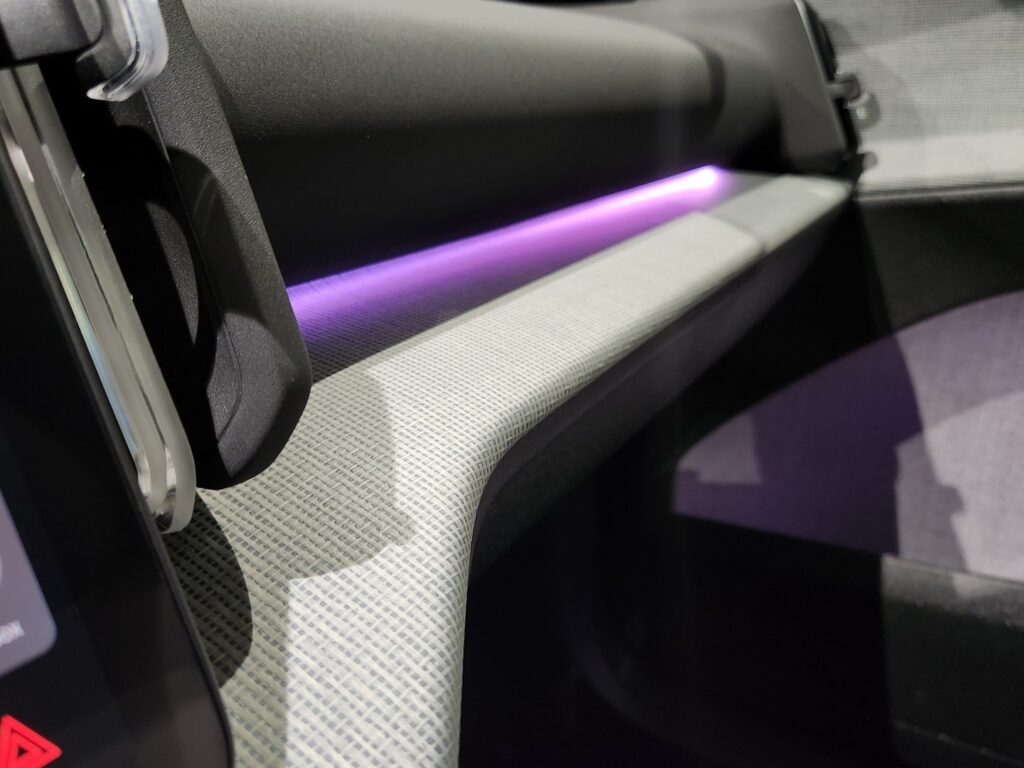 Volvo EX30, image 25