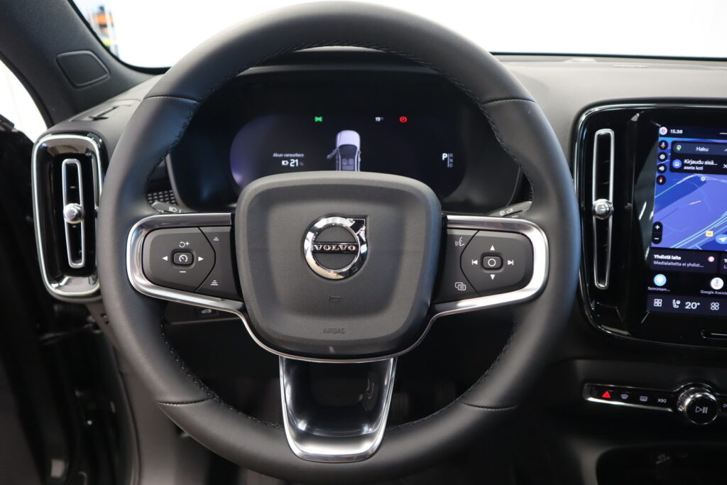 Volvo EC40, image 13