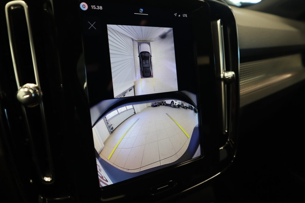 Volvo EC40, image 16