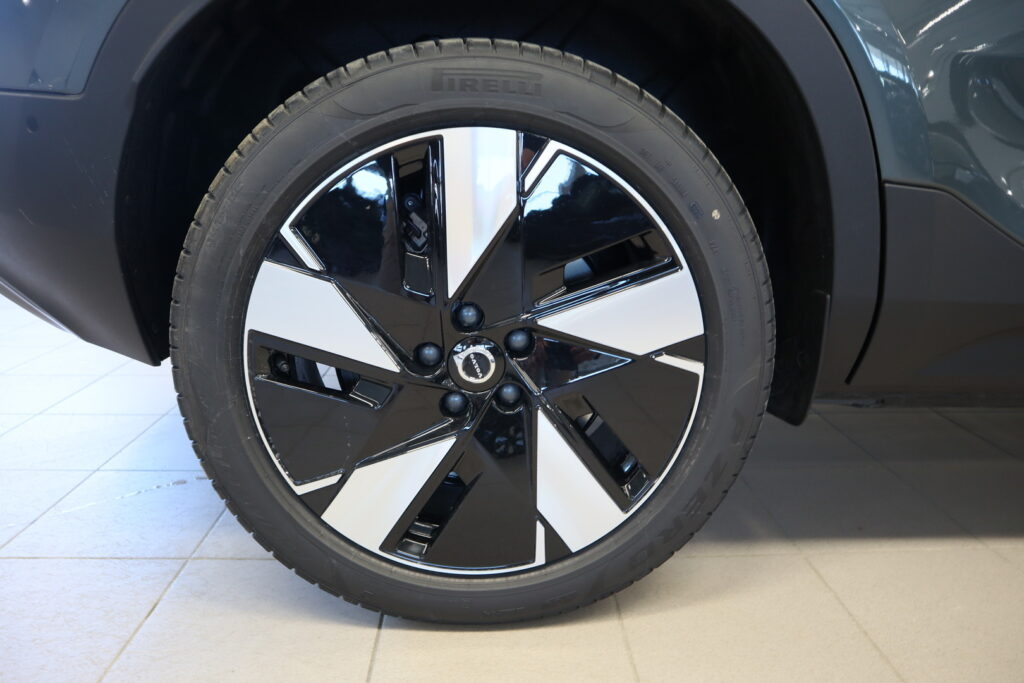 Volvo EC40, image 21