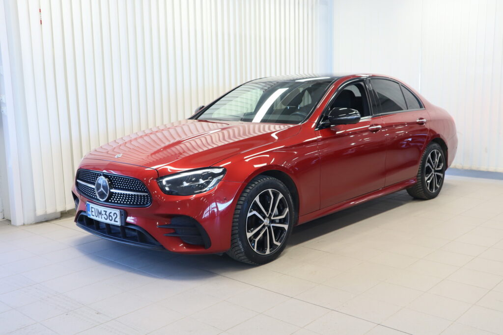 Mercedes-Benz E, image 1